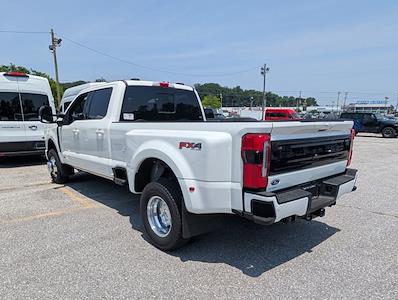 New 2025 Ford F-350 Platinum Crew Cab 4x4 DRW Pickup for sale #30329 - photo 2