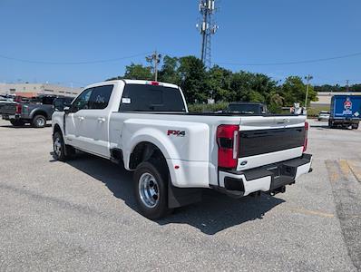 2025 Ford F-350 Crew Cab DRW 4x4 Pickup for sale #30365 - photo 2
