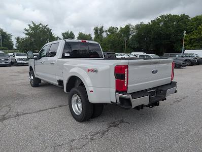 New 2025 Ford F-350 Lariat Crew Cab 4x4 DRW Pickup for sale #30405 - photo 2