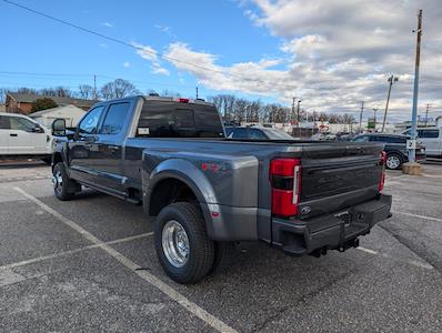 2026 Ford F-350 Crew Cab DRW 4WD Pickup for sale #40129 - photo 2