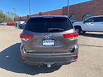 2018 Toyota Highlander AWD SUV for sale #Q11583A - photo 5