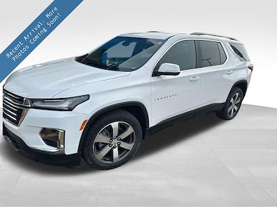 Used 2023 Chevrolet Traverse - photo 1