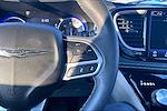 Used 2022 Chrysler Pacifica Touring L Minivan for sale #Q11712A - photo 13