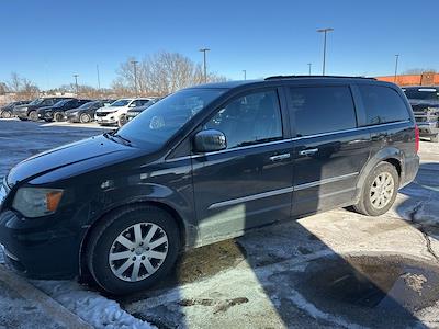 Used 2012 Chrysler Town and Country Minivan for sale #Q11712B - photo 2