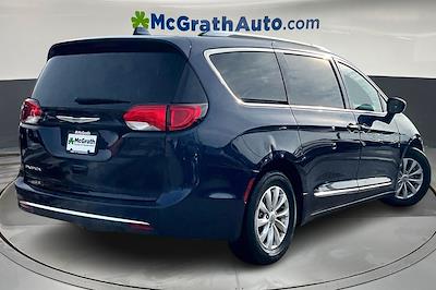 Used 2019 Chrysler Pacifica Touring L Minivan for sale #Q11754 - photo 2