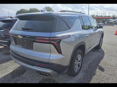 Used 2025 Chevrolet Traverse LT for sale #Q11782 - photo 2