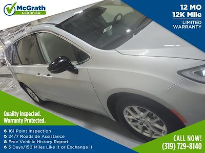 Used 2024 Chrysler Pacifica Touring L Minivan for sale #Q11847 - photo 1