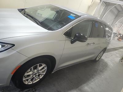 Used 2024 Chrysler Pacifica Touring L Minivan for sale #Q11847 - photo 2