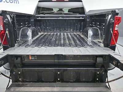 2022 Chevrolet Silverado 1500 Crew Cab 4x4 Pickup for sale #Q31115 - photo 2