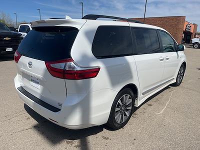 2019 Toyota Sienna 4x4 Minivan for sale #Q51892A - photo 2
