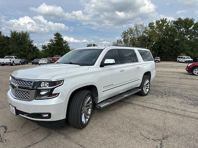 2017 Chevrolet Suburban 4x4 SUV for sale #Q52045A - photo 1