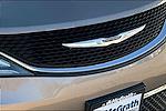 2017 Chrysler Pacifica FWD Minivan for sale #Q52081A - photo 31