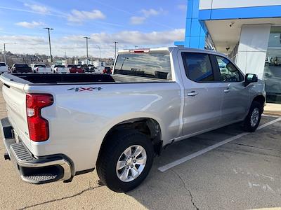 Used 2020 Chevrolet Silverado 1500 LT Crew Cab for sale #Q52145A - photo 2
