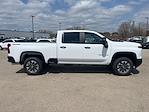 2025 Chevrolet Silverado 2500 Crew Cab 4x4 Pickup for sale #T250728 - photo 3