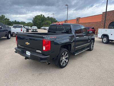 2018 Chevrolet Silverado 1500 Crew Cab 4x4 Pickup for sale #T250968A - photo 2