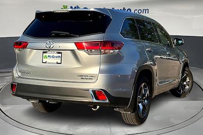 2018 Toyota Highlander AWD SUV for sale #T250992A - photo 2