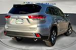 2018 Toyota Highlander AWD SUV for sale #T250992A - photo 2