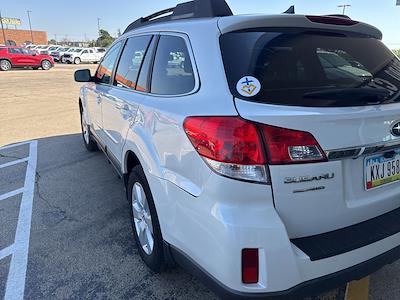 2011 Subaru Outback AWD SUV for sale #T260177B - photo 2