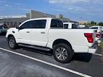 2017 Nissan Titan Crew Cab 4WD Pickup for sale #51221-1 - photo 2