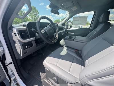 New 2025 Ford F-350 Crew Cab 4WD Cab Chassis for sale #51292 - photo 2