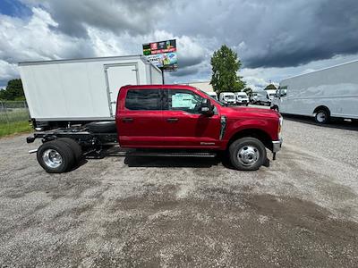 New 2025 Ford F-350 Crew Cab 4WD Cab Chassis for sale #51504 - photo 2