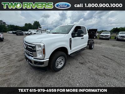 2025 Ford F-350 Super Cab SRW 4WD Cab Chassis for sale #51739 - photo 1