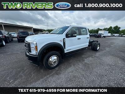 New 2025 Ford F-450 Crew Cab 4WD Cab Chassis for sale #52179 - photo 1