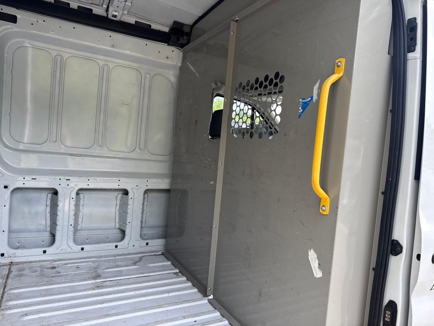 Used 2018 Ford Transit 250 - photo 15