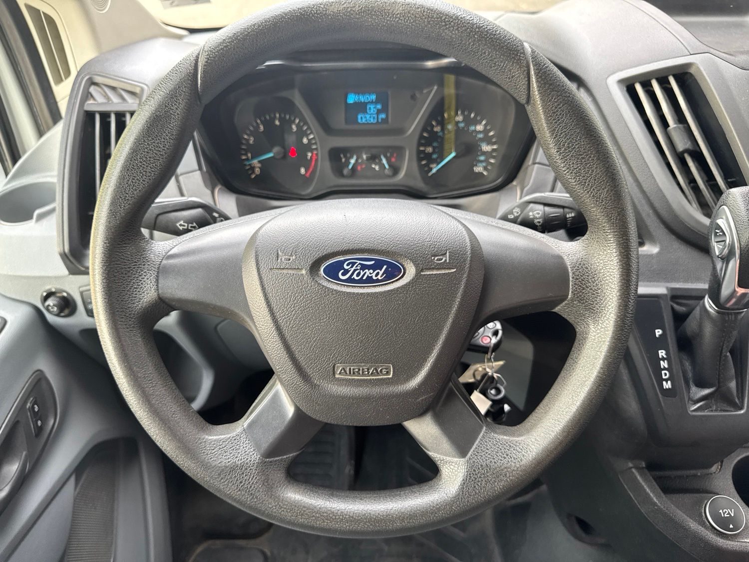 Used 2018 Ford Transit 250 - photo 10