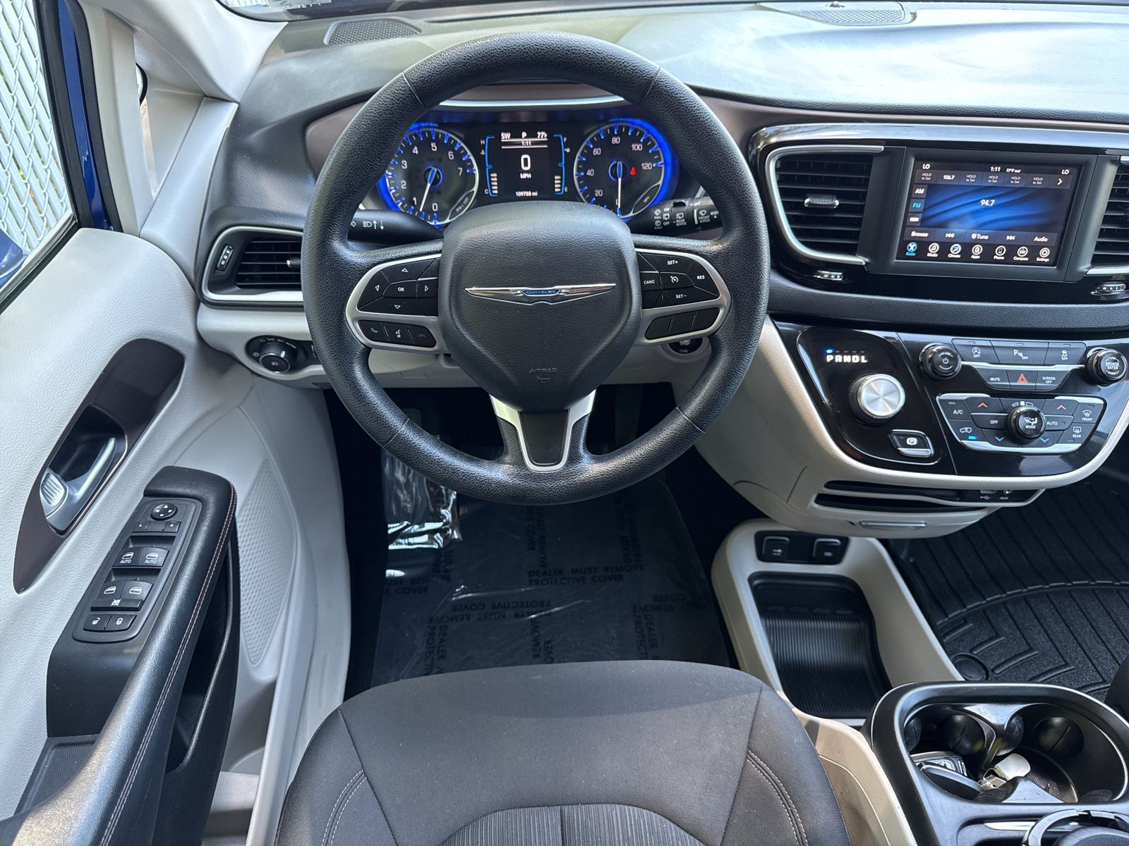 Used 2019 Chrysler Pacifica - photo 21
