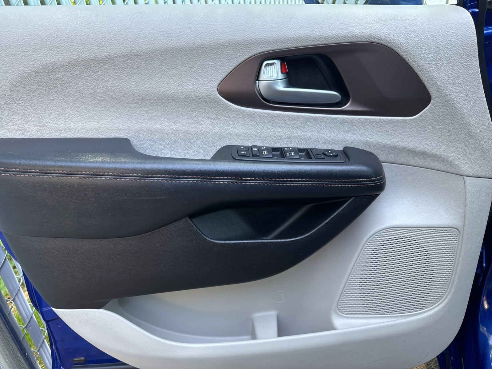 Used 2019 Chrysler Pacifica - photo 29