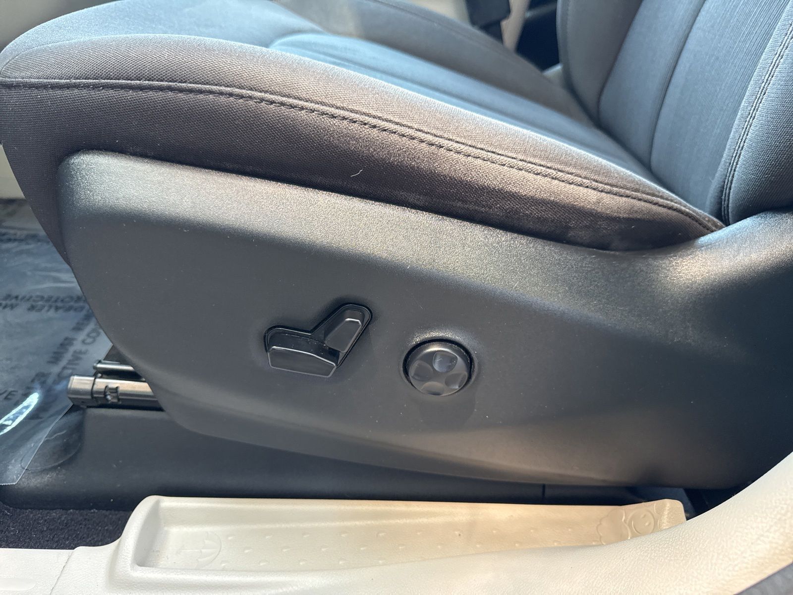 Used 2019 Chrysler Pacifica - photo 11