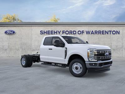 2025 Ford F-350 Super Cab DRW 4x4 Cab Chassis for sale #YE09050 - photo 1