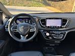 Used 2025 Chrysler Pacifica Select Minivan for sale #S18140T - photo 10