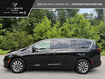 2024 Chrysler Pacifica FWD Minivan for sale #S18629P - photo 1