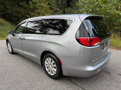 2018 Chrysler Pacifica FWD Minivan for sale #S18705A - photo 2