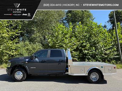 New 2025 Ram 3500 Big Horn Crew Cab 4x4 Flatbed Truck for sale #S18743 - photo 1