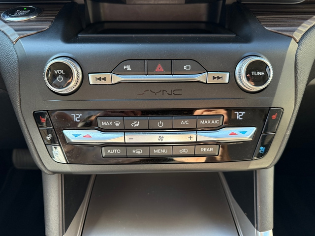Used 2020 Ford Explorer - photo 31
