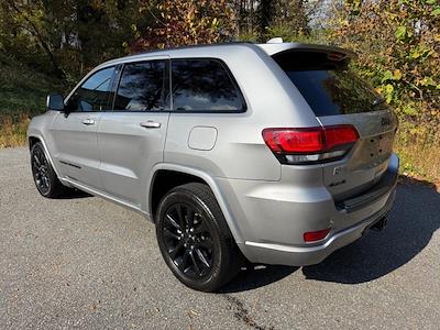 Used 2021 Jeep Grand Cherokee Laredo for sale #S18922A - photo 2