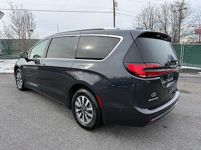 Used 2021 Chrysler Pacifica Hybrid Touring L Minivan for sale #S18963B - photo 2