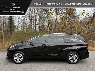 Used 2023 Toyota Sienna Limited Minivan for sale #S19272P - photo 1