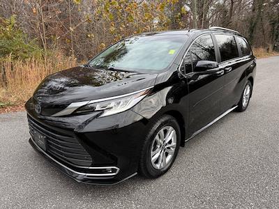 Used 2023 Toyota Sienna Limited Minivan for sale #S19272P - photo 2