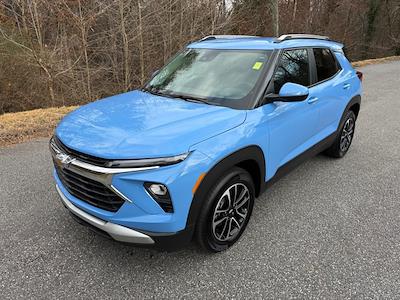 Used 2024 Chevrolet Trailblazer - photo 1