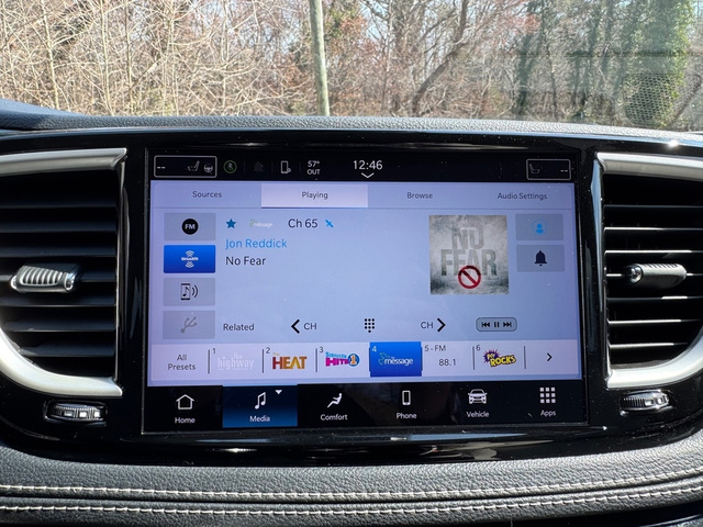 Used 2021 Chrysler Pacifica - photo 23