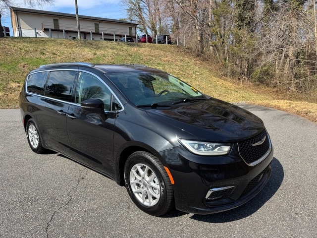 Used 2021 Chrysler Pacifica - photo 6