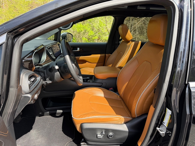 Used 2022 Chrysler Pacifica - photo 13