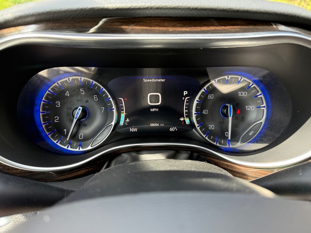 Used 2022 Chrysler Pacifica - photo 29