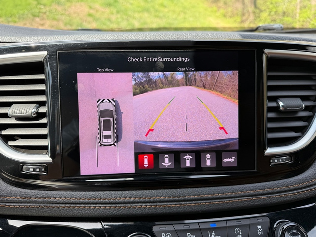 Used 2022 Chrysler Pacifica - photo 33