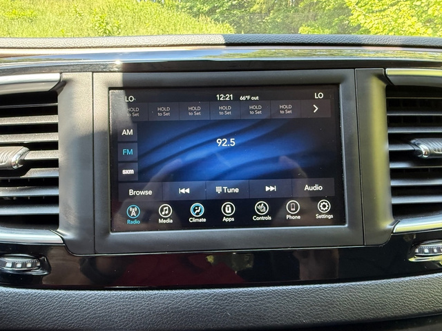 Used 2019 Chrysler Pacifica - photo 26