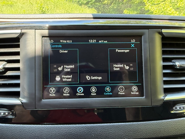 Used 2019 Chrysler Pacifica - photo 27